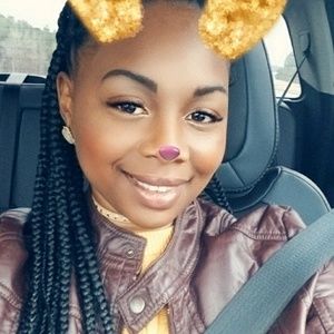 Meet your Posher, Monica